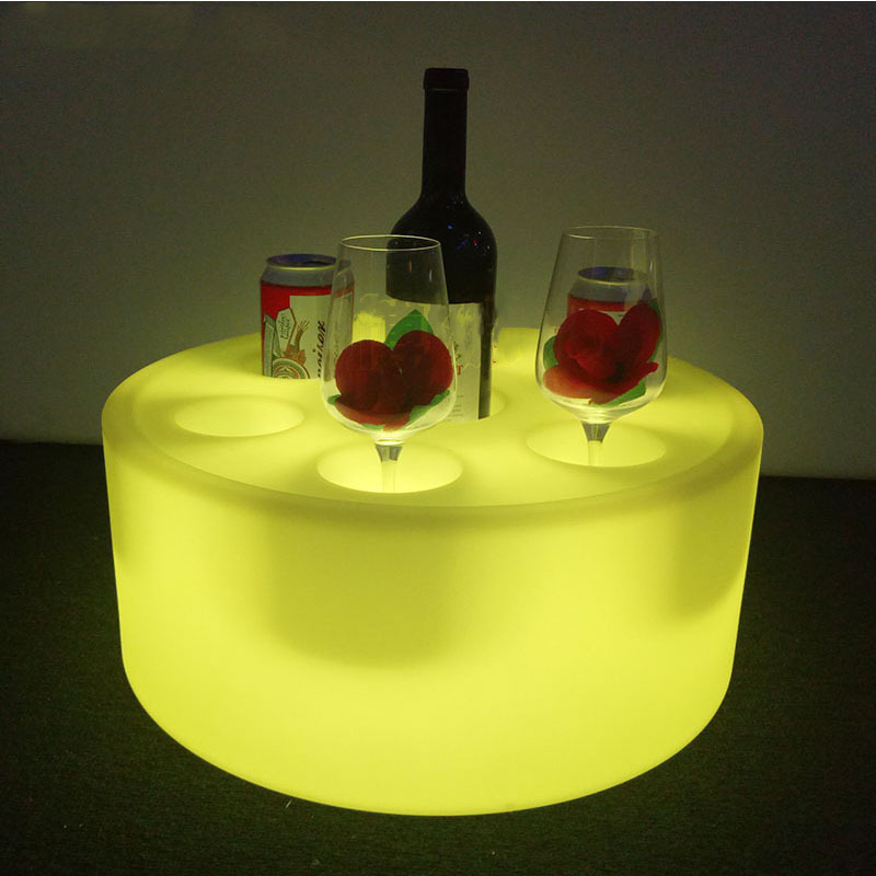 Outdoor Lighting Around Pool - Okrągła tacka na butelki wina z